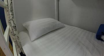 Кровать в общем 6-местном номере для женщин в Гостинице ID Hostel Rostov-on-Don